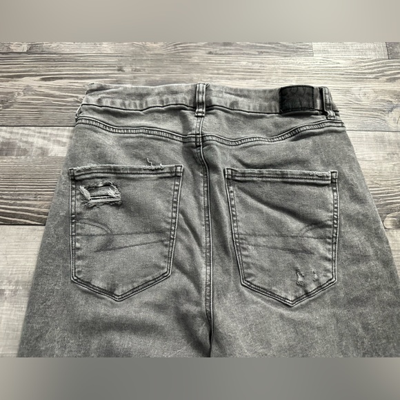 American Eagles Women Size 12 Regular Gray Curvy Highest Rise Jegging Distressed - Picture 7 of 12